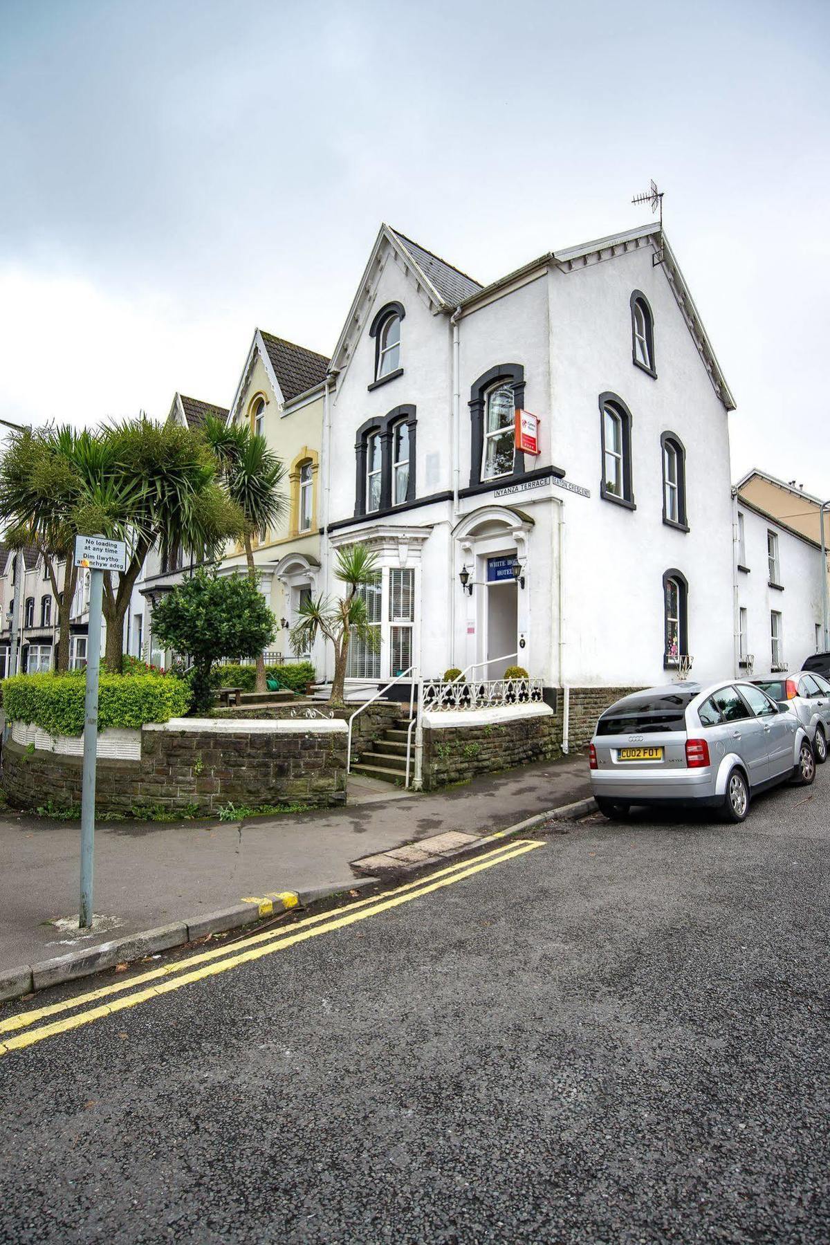 The White House By Bodacious! Swansea Exterior photo